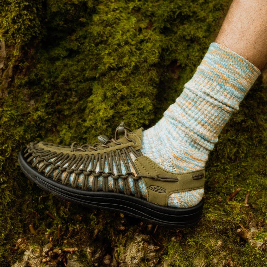 Men's UNEEK Sneaker | Dark Olive/Black - Image 8