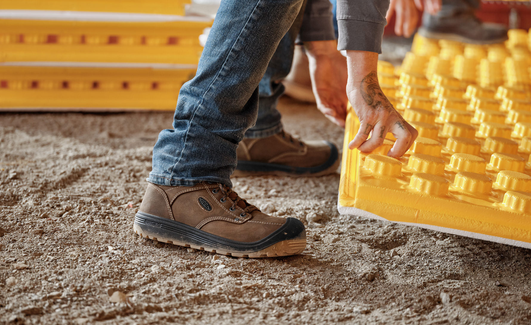 Men's Fort Wayne 6 Waterproof (Soft Toe) | Dark Earth/Gum - Image 7